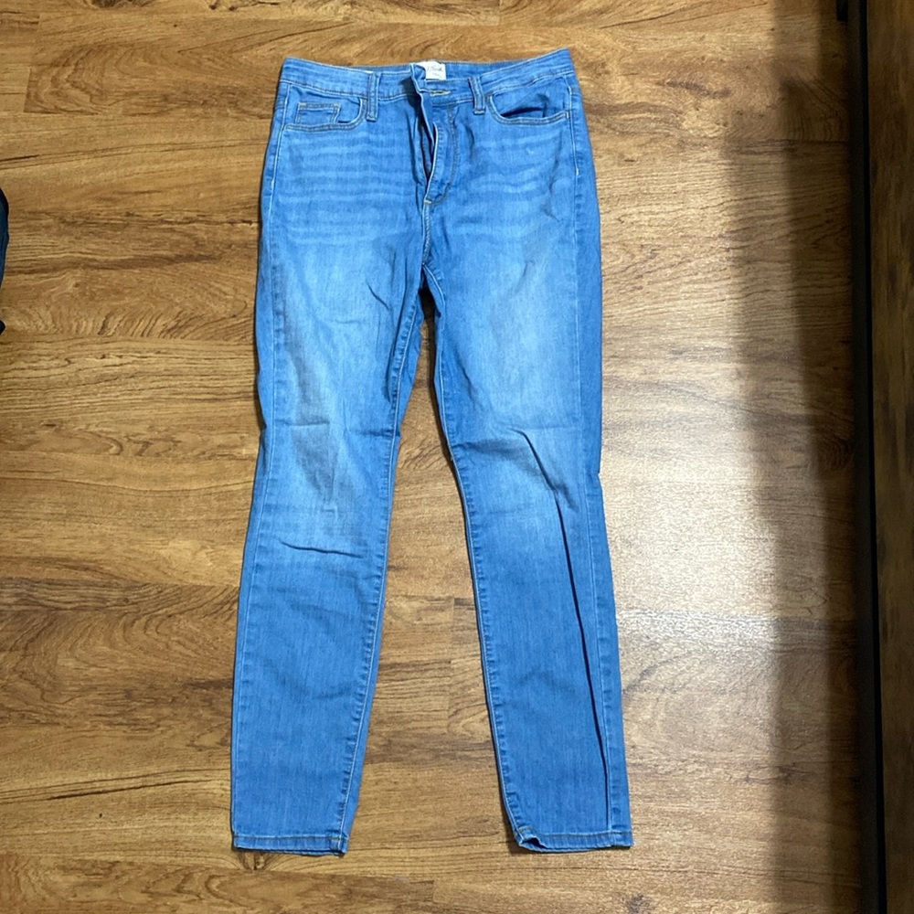 Women’s high rise skinny jeans
